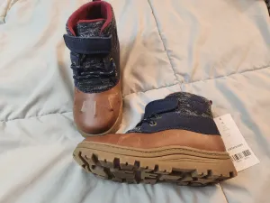 Brand new with tag! Carter's Hiking boots - size Shoes:      10 & 10.5 (Little Kid)