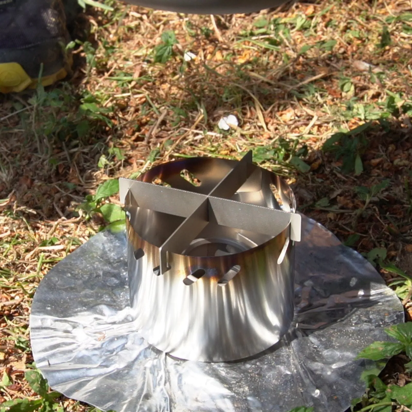 Ultralight Titanium Multi-Fuel Alcohol Stove